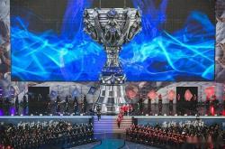 LOL Esports官方全球戰(zhàn)力榜震撼更新：GEN穩(wěn)坐王座，T1紧追不(bù)舍