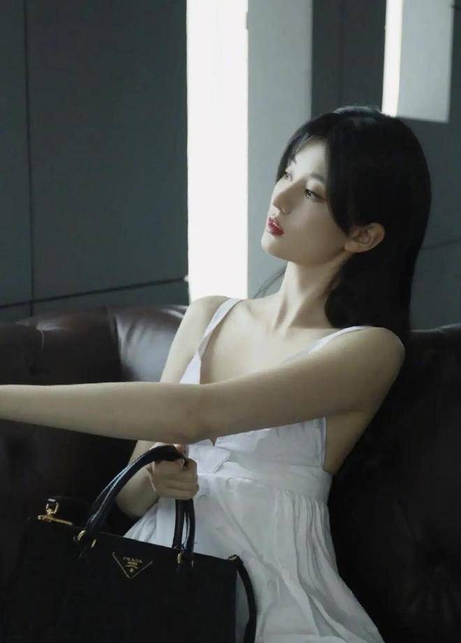 天呐!乔欣这波操作太秀了,500亿豪门?秘密结婚?这是要上天!